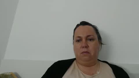 Carlaruth online show from 12, 4, 2026