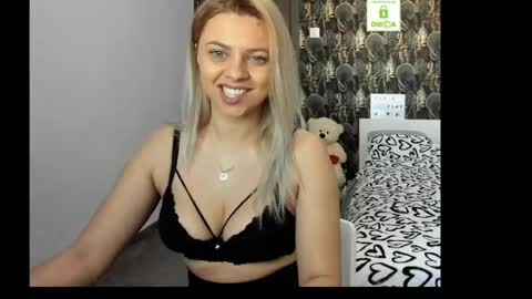 CarlaStaceFun online show from 27, 4, 2026