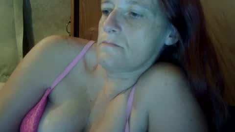 Snapshot of carleeswoman08 chatting on 11, 9, 2025 carleeswoman08 online show from 11, 9, 2025