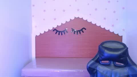 CARLYE   online show from 17, 12, 2025