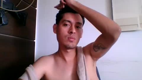 Snapshot of carlitox599684 chatting on 9, 8, 2026 carlitox599684 online show from 9, 8, 2026