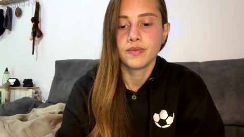 Carlotta4you  online show from 28, 1, 2025