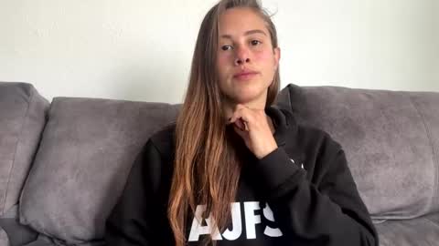 Carlotta4you  online show from 7, 3, 2025