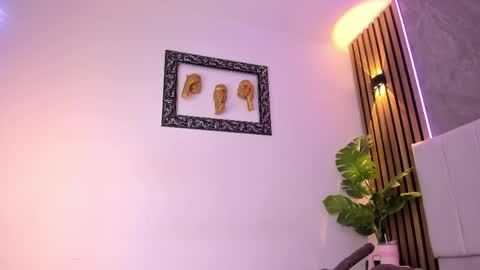 Carlotta Velour online show from 27, 3, 2026