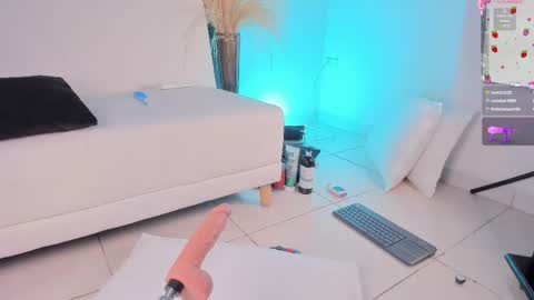 carly__lopez online show from 27, 5, 2026