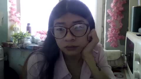 CarlyJoy online show from 10, 4, 2026