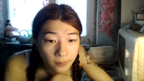 CarlyJoy online show from 26, 6, 2026