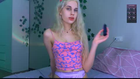 Snapshot of carmen__crybaby chatting on 23, 11, 2025 carmen__crybaby online show from 23, 11, 2025