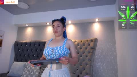 Caro Fisher online show from 5, 4, 2026