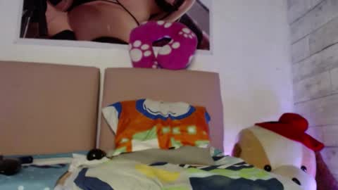 Caro milf  online show from 29, 1, 2025