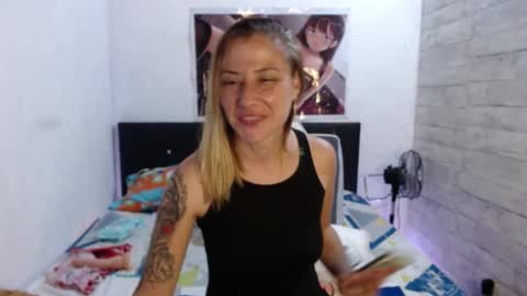 Caro milf  online show from 26, 2, 2025