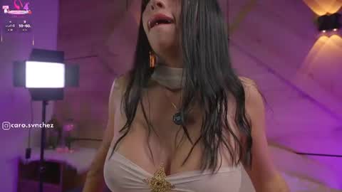 caro_sanchezz online show from 19, 6, 2026