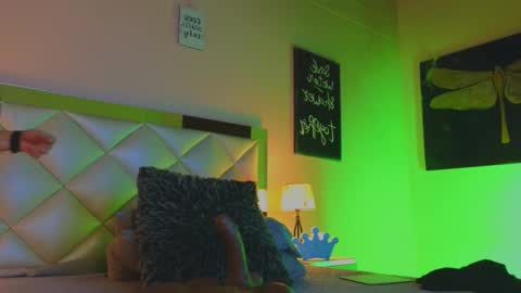 Carolina   online show from 4, 12, 2024