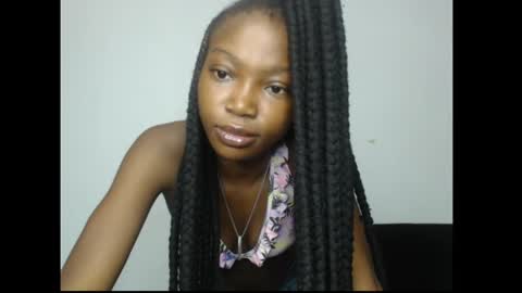 caroline online show from 26, 4, 2026