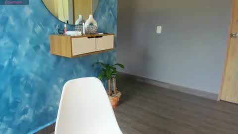 carolina_zaens online show from 28, 7, 2026