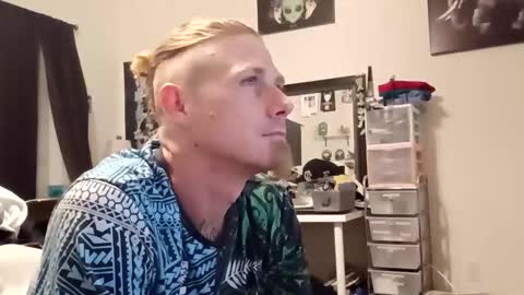 carolinajuggalo17 online show from 11, 5, 2026