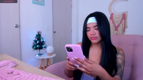 Snapshot of carolinalovehot chatting on 9, 12, 2024 Carolina online show from 9, 12, 2024