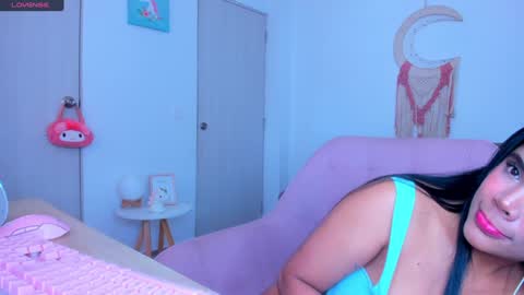 Snapshot of carolinalovehot chatting on 29, 1, 2025 Carolina online show from 29, 1, 2025