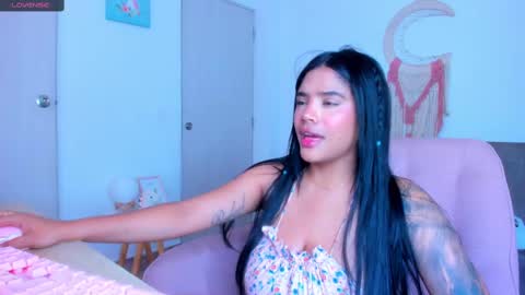 Snapshot of carolinalovehot chatting on 18, 2, 2025 Carolina online show from 18, 2, 2025