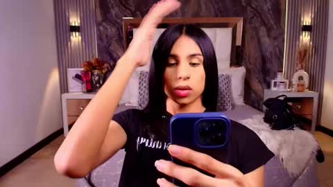 caroline_foster1 online show from 22, 12, 2025