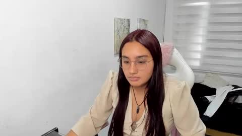 Snapshot of caroline_rodriguez_9 chatting on 2, 6, 2026 caroline_rodriguez_9 online show from 2, 6, 2026