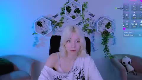Caroline online show from 28, 7, 2026