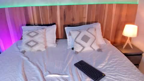 Snapshot of carolineejoness chatting on 29, 9, 2025 Caroline online show from 29, 9, 2025