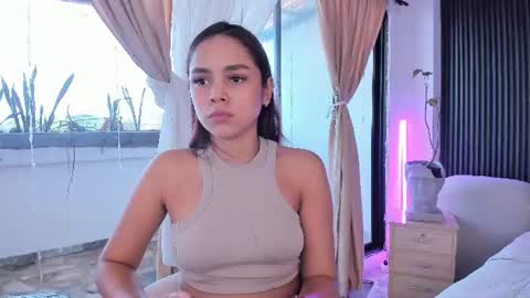 Caroline online show from 18, 7, 2026
