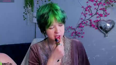 CarolineRichter online show from 8, 3, 2026