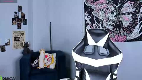 CarolineRichter online show from 23, 4, 2026