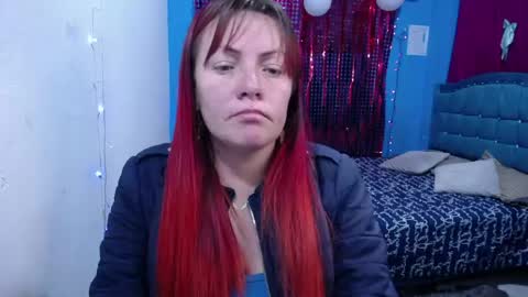 Carolinhe  online show from 19, 4, 2026