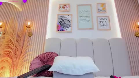 Snapshot of carolriveraa chatting on 11, 10, 2025 Carol Rivera online show from 11, 10, 2025