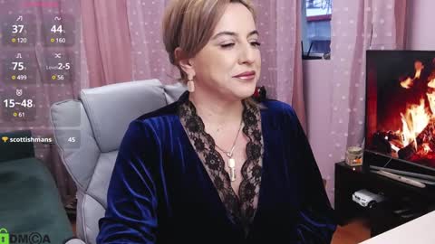 Carrie online show from 12, 1, 2025