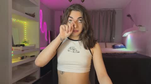 Carry online show from 2, 1, 2025