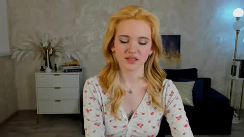 Carry online show from 8, 3, 2026