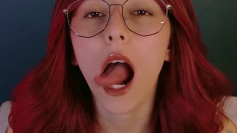 Casandra  online show from 27, 6, 2026