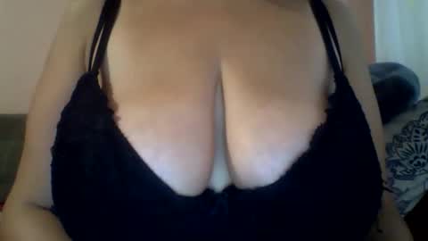 Casey online show from 22, 10, 2025