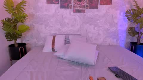 Casey you angel online show from 28, 12, 2024