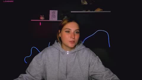 Snapshot of casey_meow_ chatting on 16, 10, 2025 casey_meow_ online show from 16, 10, 2025