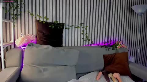 Snapshot of casey_sweeet chatting on 5, 6, 2026 Casey sweeet online show from 5, 6, 2026