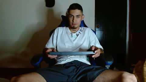 Snapshot of cash_master_san chatting on 15, 11, 2025 Cash Master San online show from 15, 11, 2025