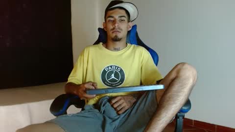 Snapshot of cash_master_san chatting on 21, 11, 2025 Cash Master San online show from 21, 11, 2025