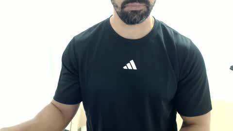 cashmastermuscle77 online show from 9, 6, 2026