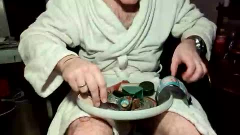 hairyokieotter online show from 4, 12, 2025