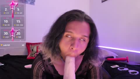 cassandra cassie  online show from 15, 12, 2024