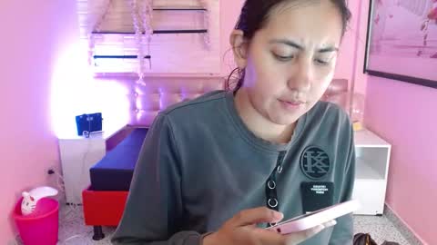 Snapshot of cassandra_ruizz chatting on 5, 11, 2025 573215024606 online show from 5, 11, 2025