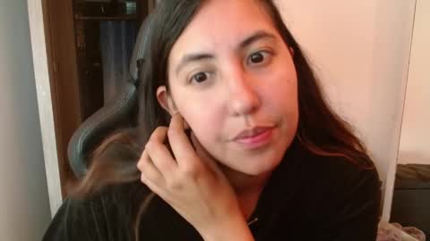 Snapshot of cassandra_ruizz chatting on 7, 6, 2026 573215024606 online show from 7, 6, 2026