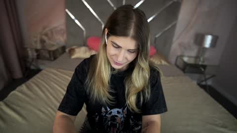 Lena online show from 5, 2, 2025