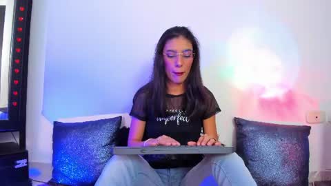 CASSEY online show from 13, 6, 2026