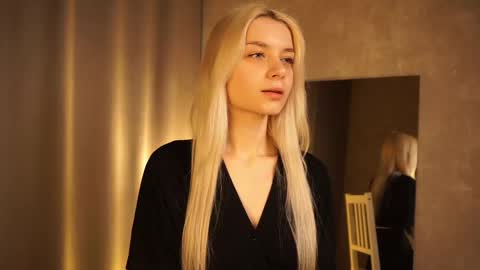 Cassie online show from 23, 2, 2025